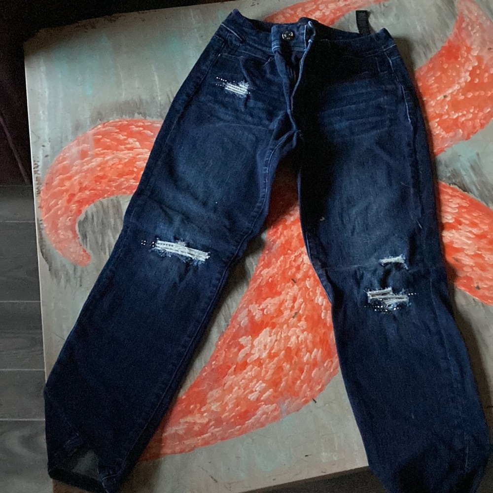 Girlfriend slimming jeans ankle crop